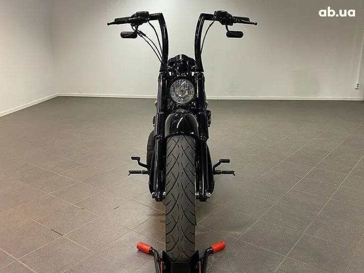 Harley-Davidson VRSCDX Image 6